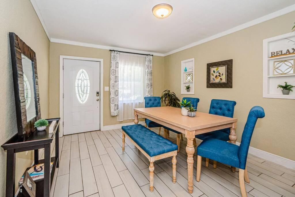 Вилла Beautiful Pool House In Old Seminole Heights! Тампа Экстерьер фото